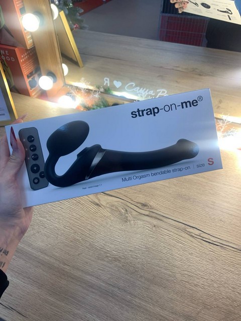 Гибкий страпон STRAP-ON-ME с вибрацией, с 3-мя моторами