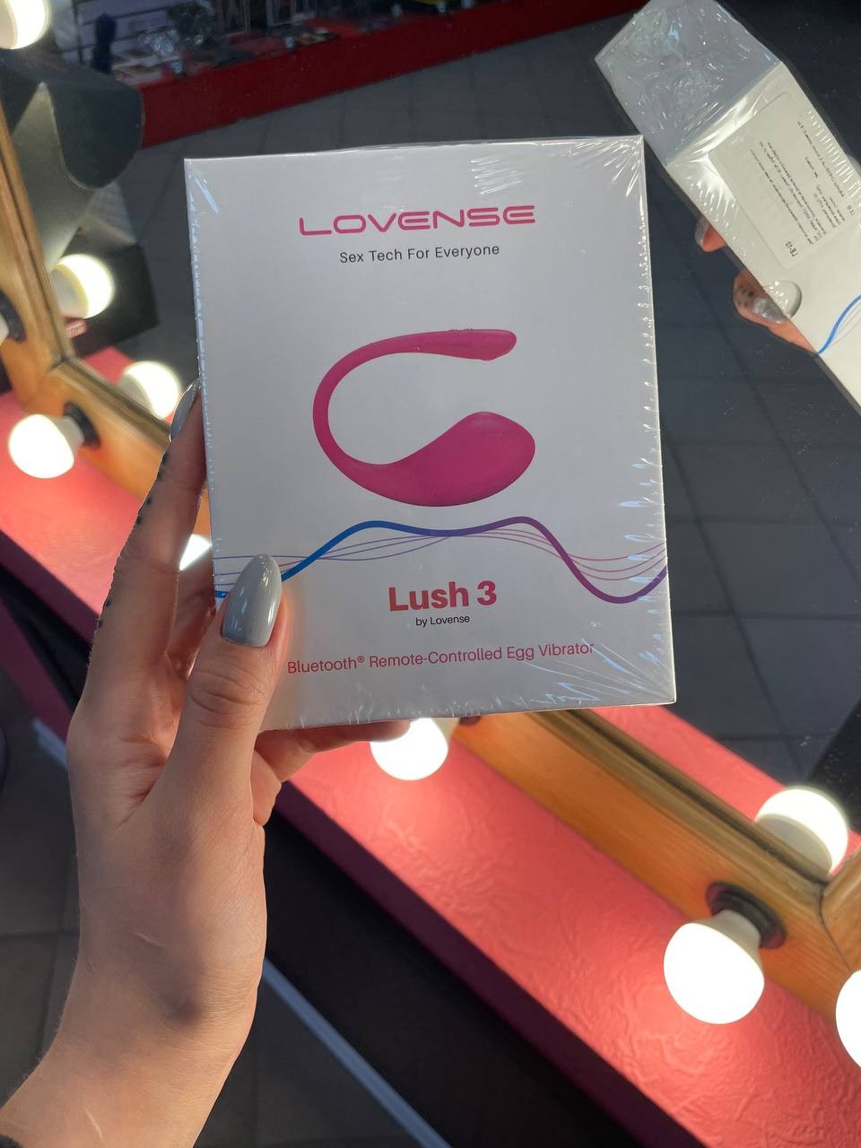 Виброяйцо LOVENSE Lush 3